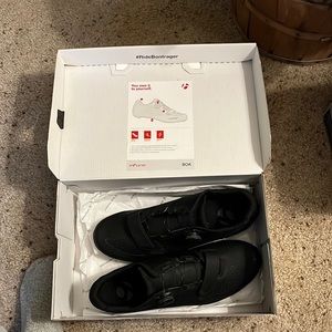 Bontrager
Velocis Road Shoe size 12